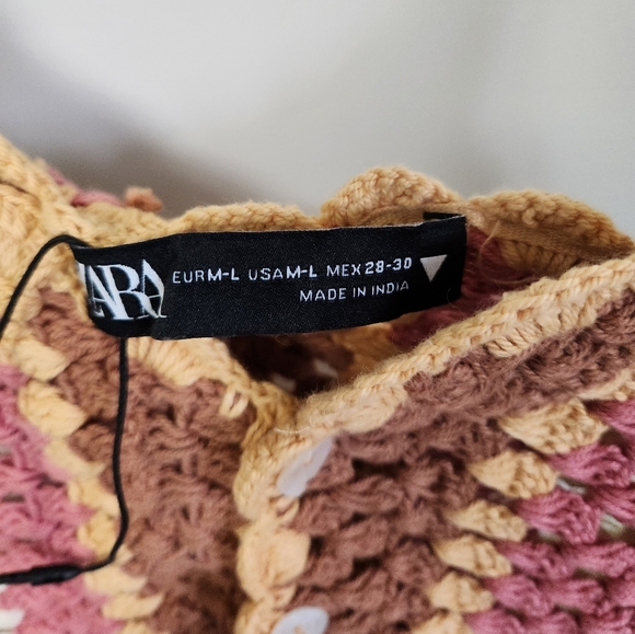 Striped Crochet Top - Picture 3 of 3